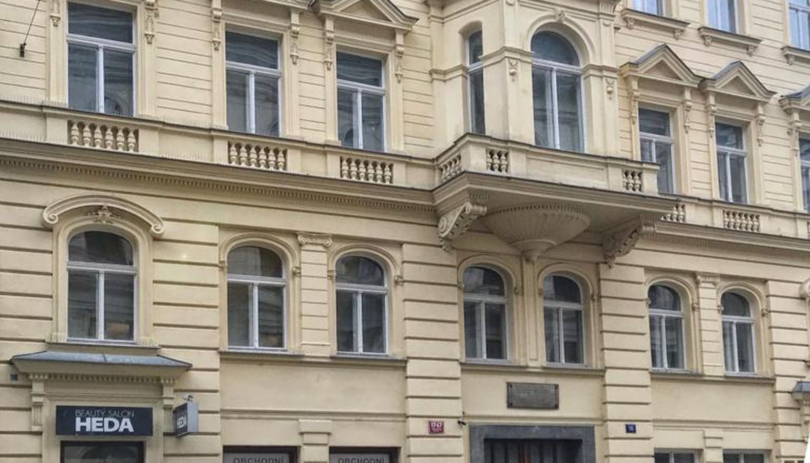 Area esterna dell'hotel - City Nest Apartments by Prague Residences