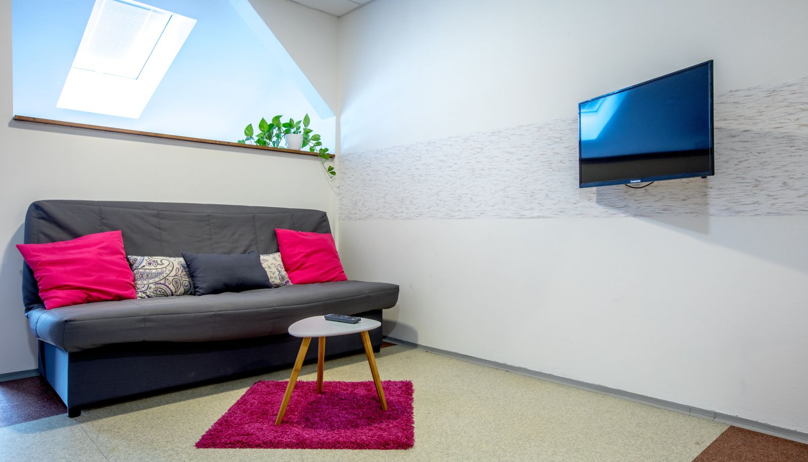Dreibettzimmer - Apartment Pulse Fitness
