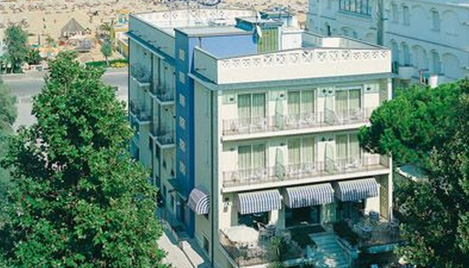 Zewnętrzna część hotelu - Cobalto