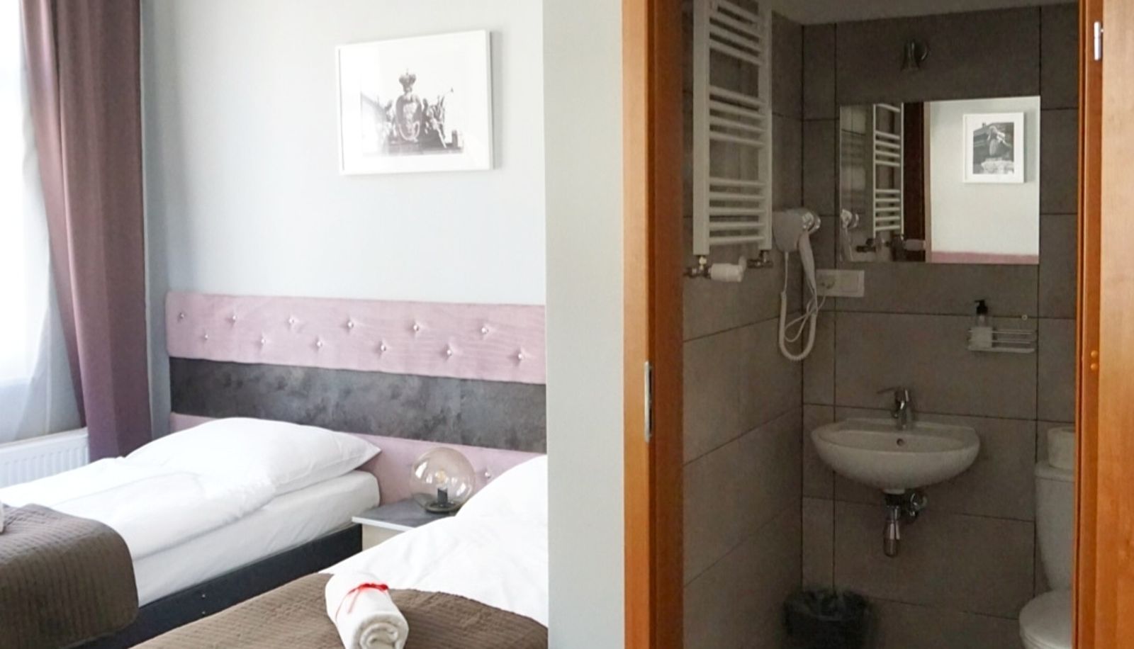 Standard room (double) - EXPOLIS RESIDENCE Rooms & Apartments
