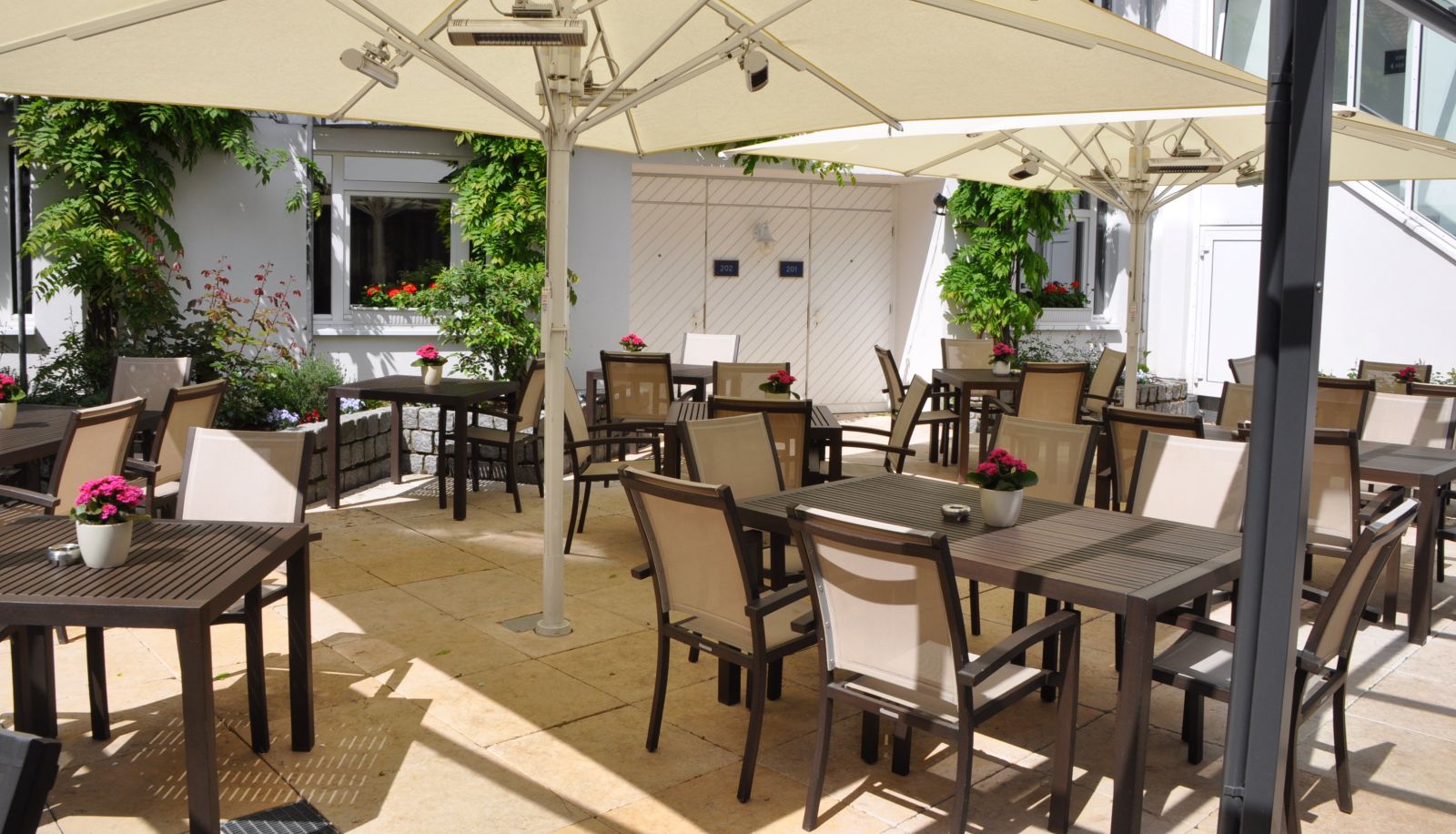 Taras - Romantik Hotel Walhalla