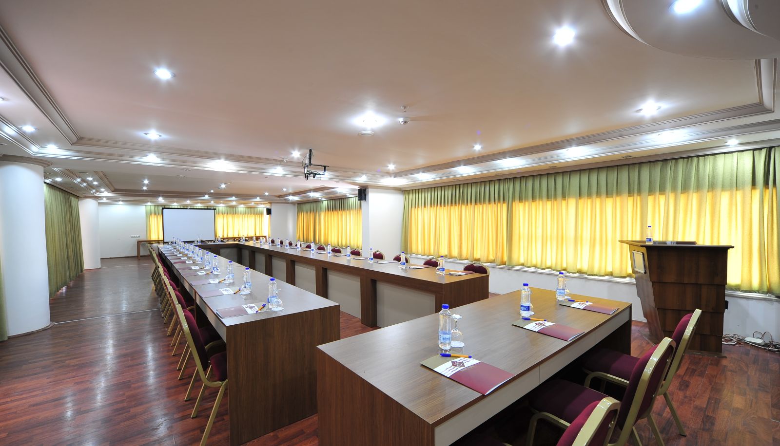 Salle de réunion - Armas Prestige