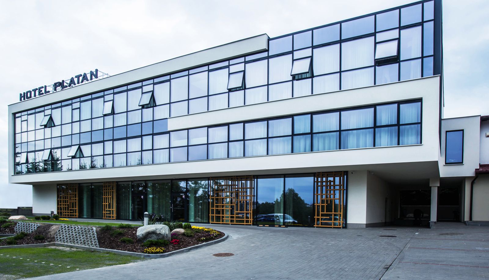 Zona exterior del hotel - Hotel Platan