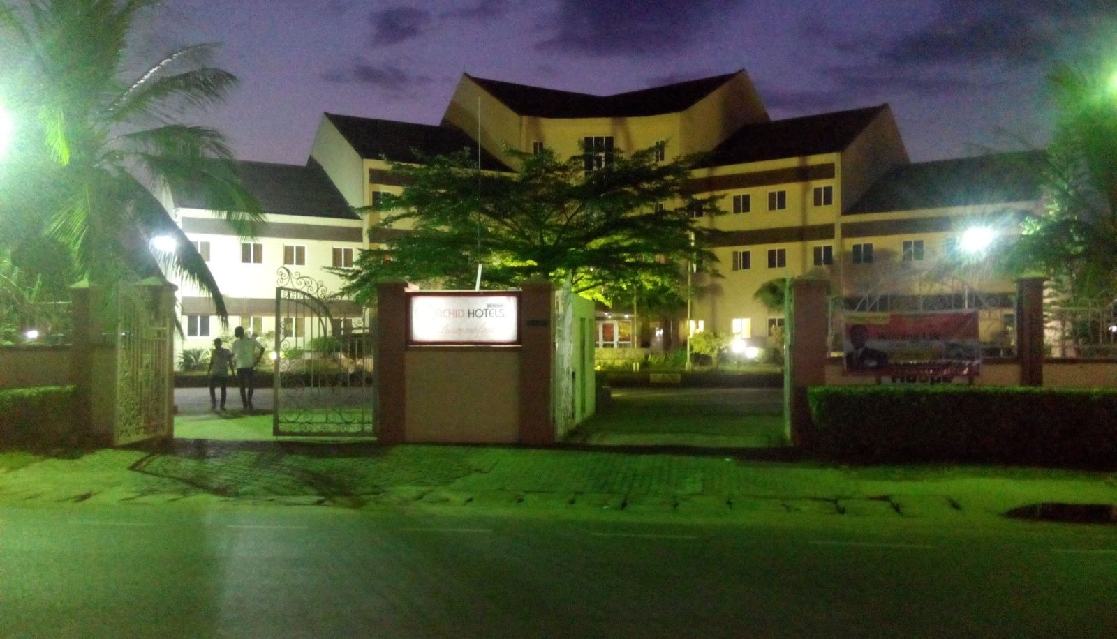 Hotel outdoor area - ORCHID HOTELS & EVENT CENTER ASABA
