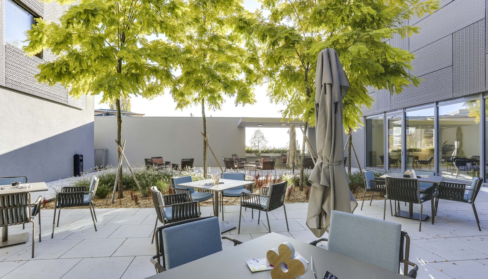 Terras - Hôtel des Patients