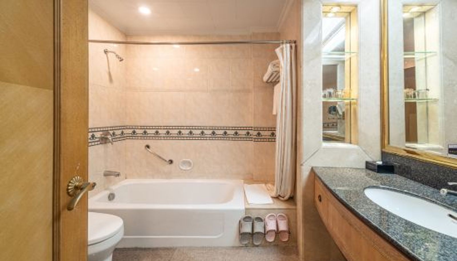 Zimmer - Country Garden Holiday Resort