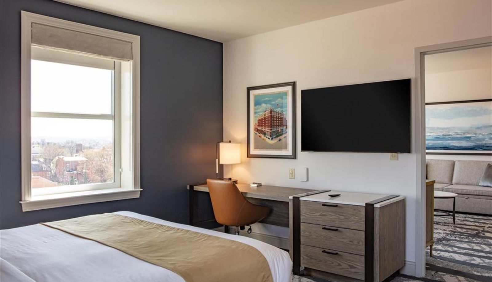 Room - The Yorktowne Hotel Tapestry Collection by Hilton