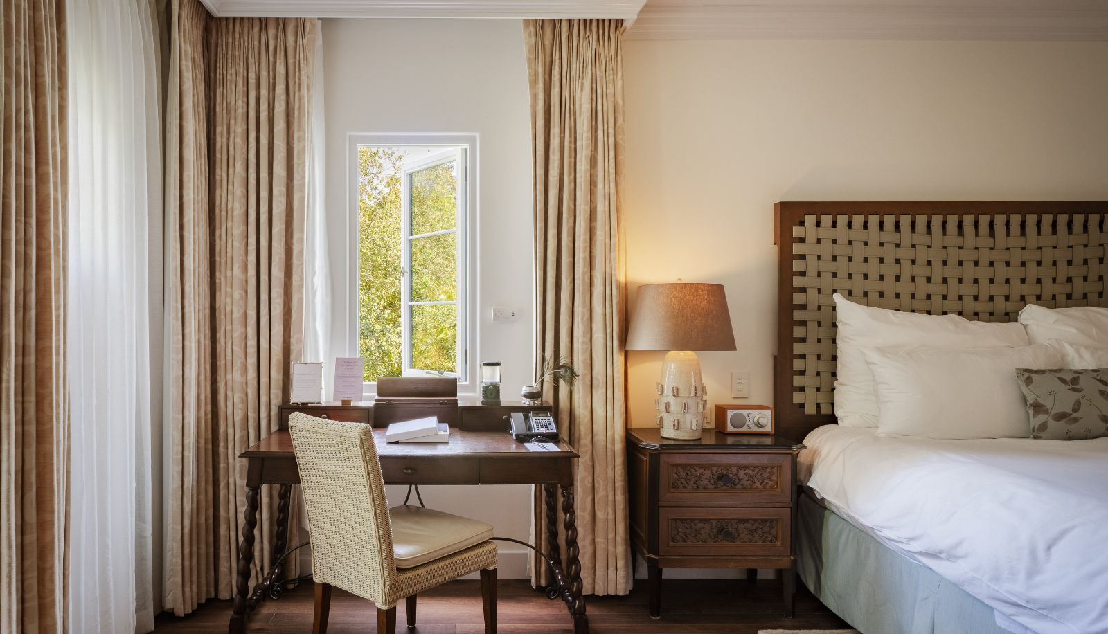 Room - El Encanto