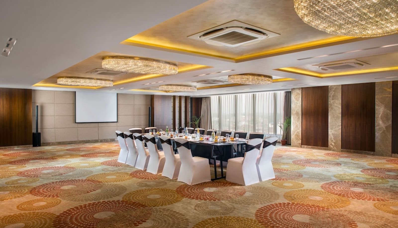 Meeting room - Nirvana Sarovar Portico Gorakhpur