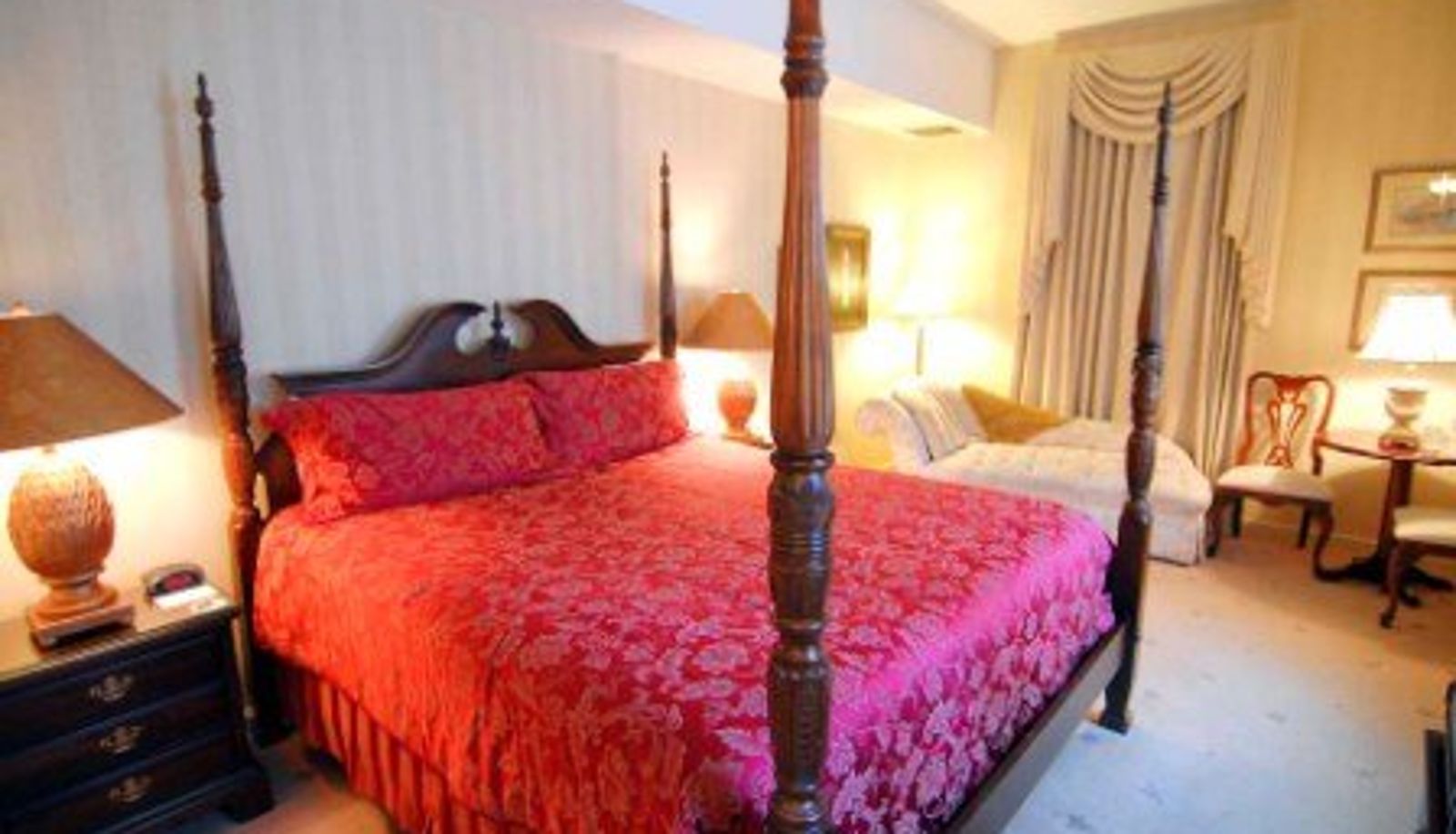 Room - Hotel Winneshiek