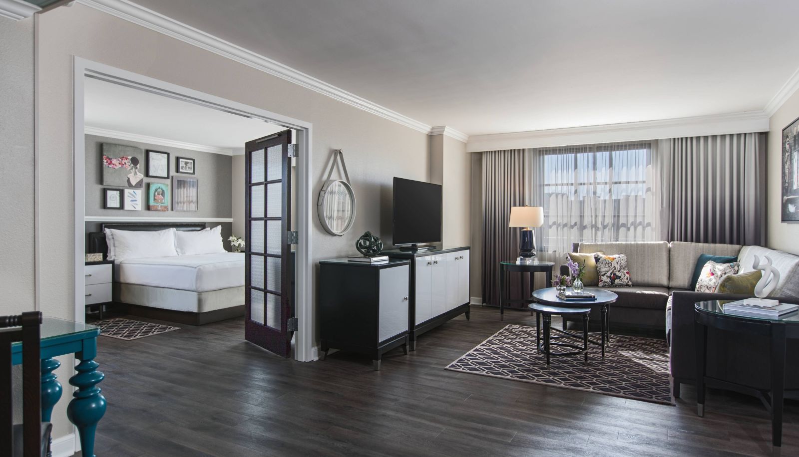 Pokój - The Lindy Renaissance Charleston Hotel
