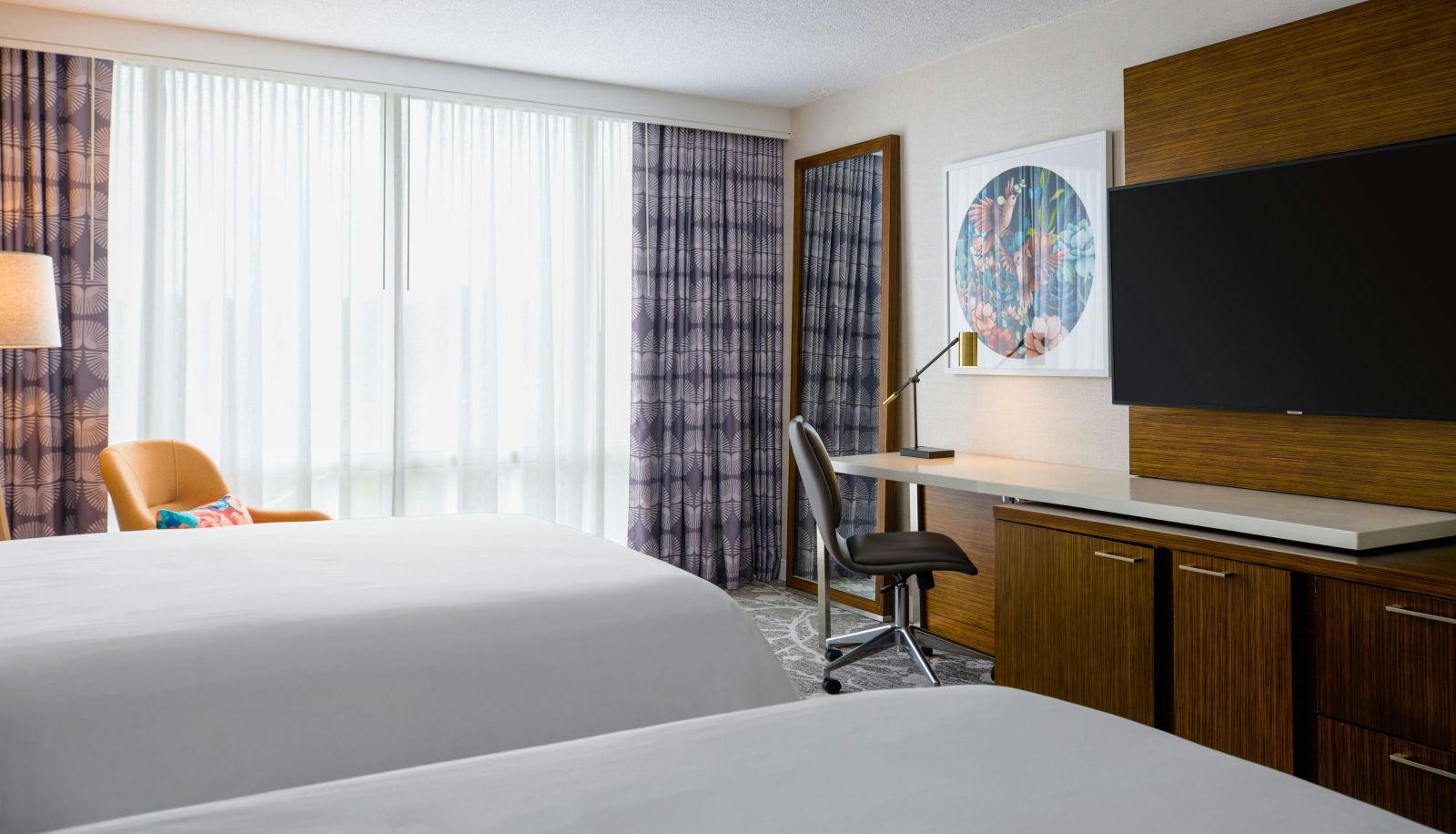 Camera - Renaissance Meadowlands Hotel