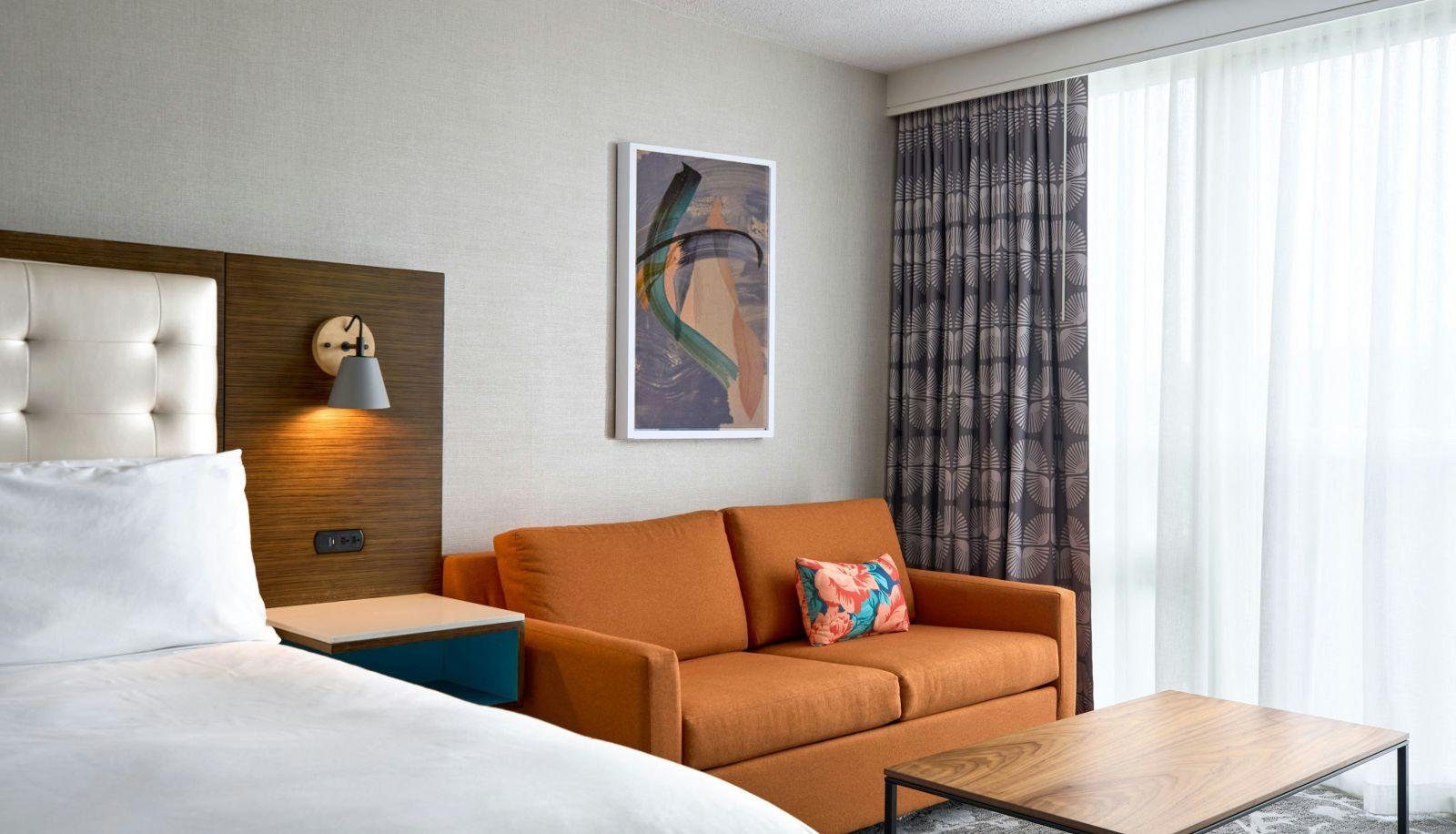 Camera - Renaissance Meadowlands Hotel