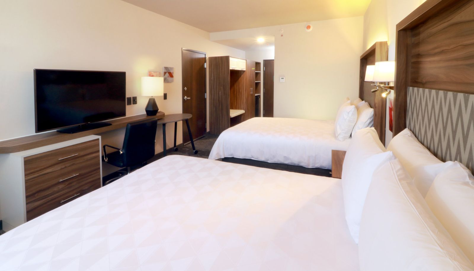 Room - Holiday Inn & Suites MONTERREY APODACA ZONA AIRPORT by IHG
