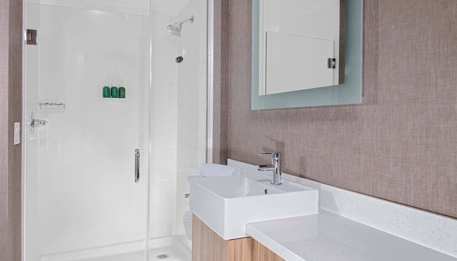 Room - SpringHill Suites by Marriott Kansas City Plaza