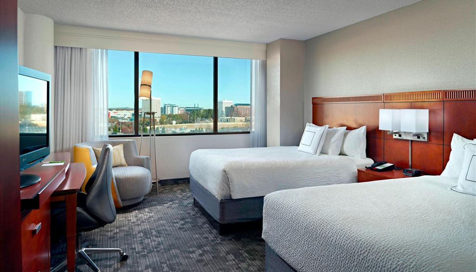 Zimmer - Sonesta Select Atlanta Cumberland Galleria Ballpark
