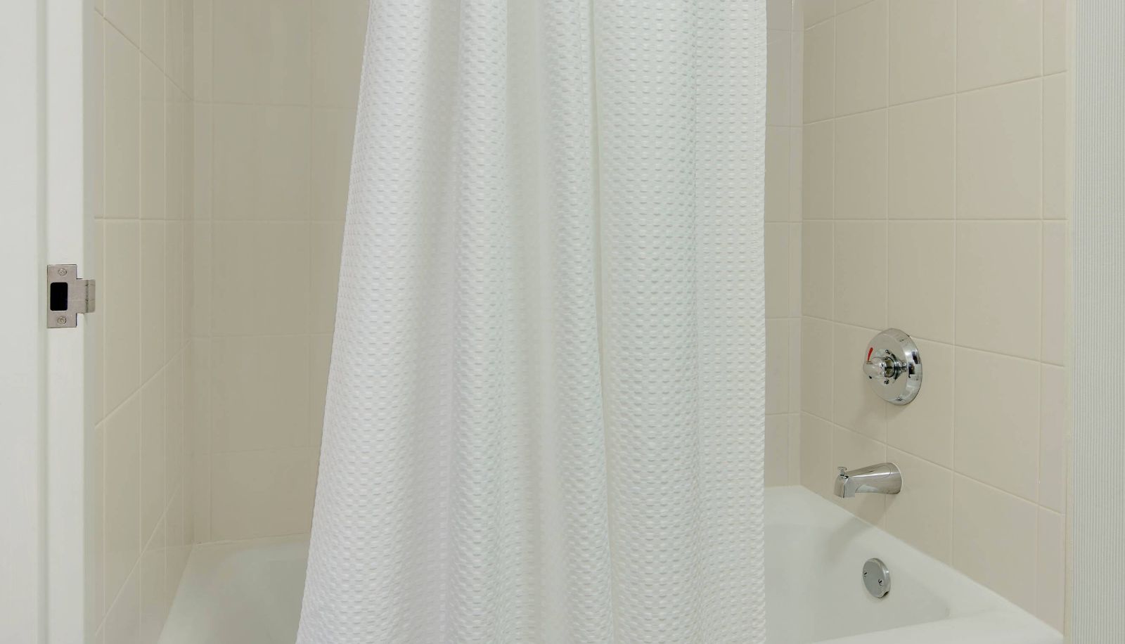 Room - Courtyard by Marriott Atlanta Norcross/Peachtree Corners