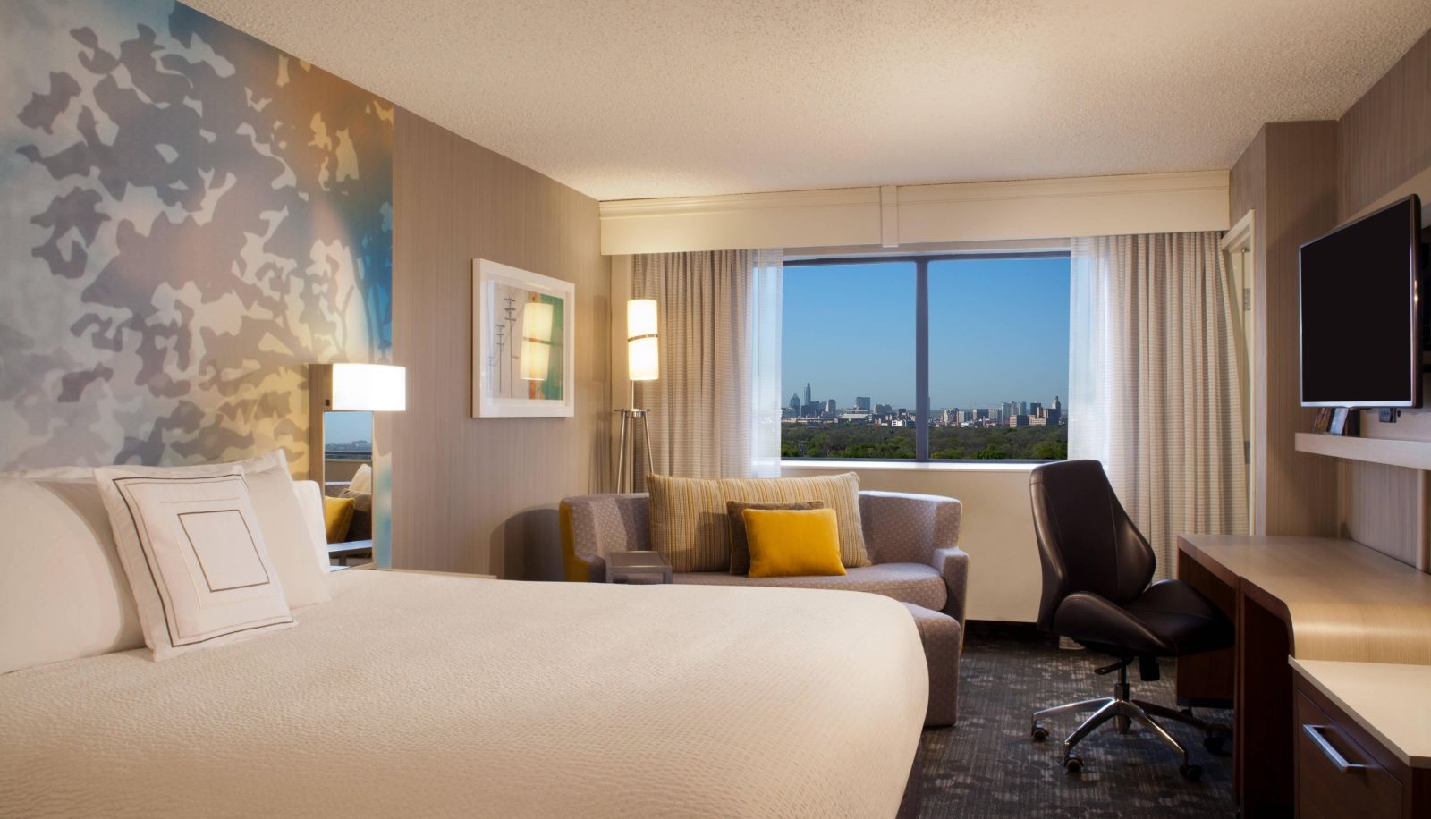 Zimmer - Courtyard by Marriott Austin-University Area