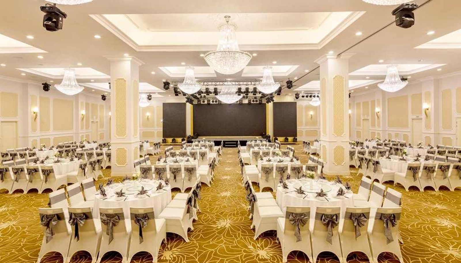Sala conferenze - Vinpearl Condotel Phu Ly