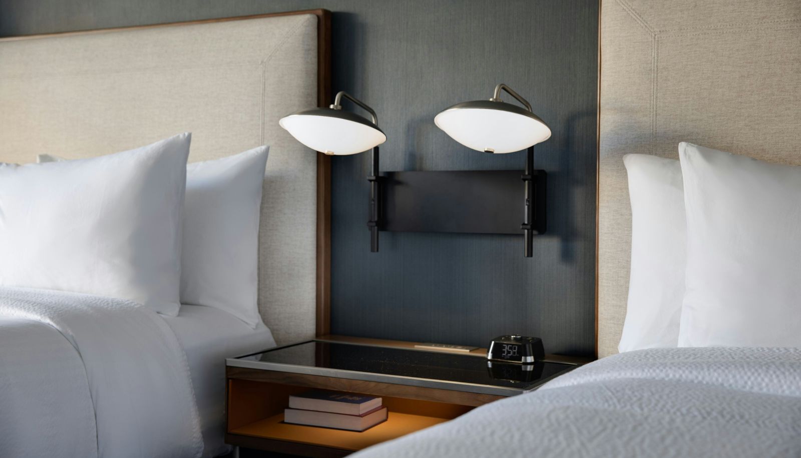 Zimmer - Courtyard by Marriott Chicago Downtown River North