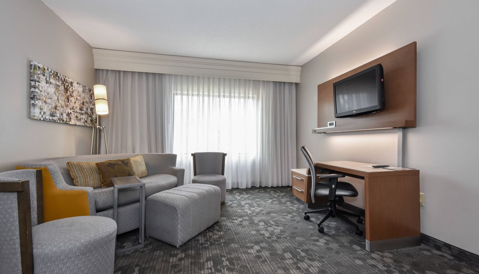 Zimmer - Courtyard by Marriott Charlotte Matthews