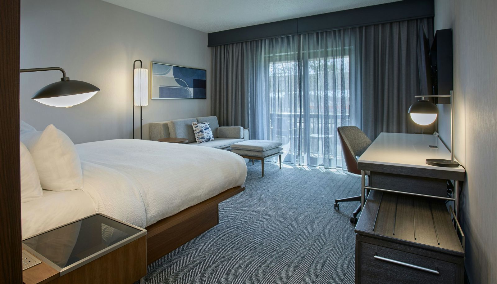 Room - Courtyard by Marriott Wausau