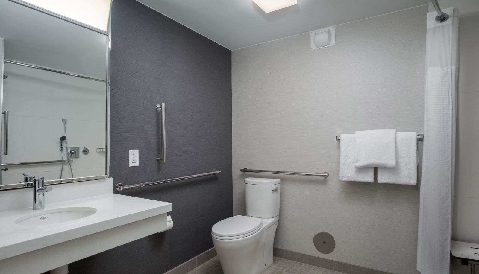 Zimmer - Courtyard by Marriott Denver Tech Center