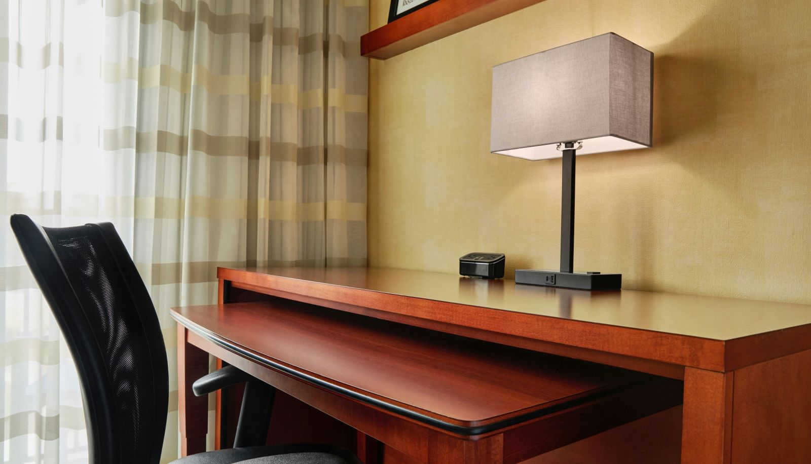 Camera - Courtyard by Marriott Des Moines West-Clive