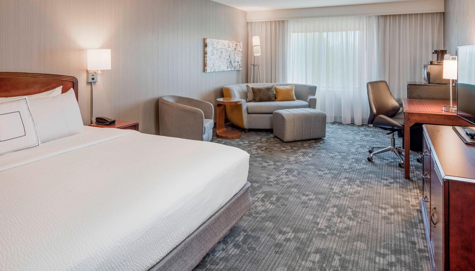 Room - Courtyard by Marriott Cranbury South Brunswick