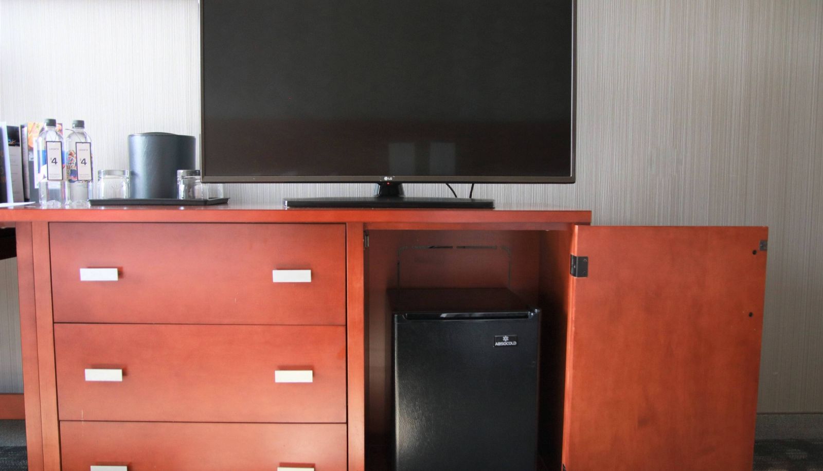 Room - Courtyard by Marriott Waterbury Downtown