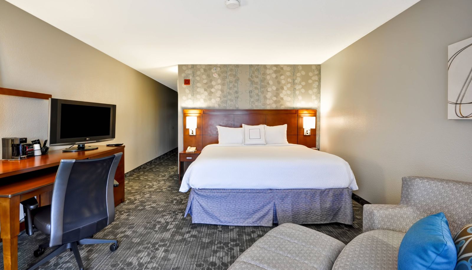 Room - Courtyard by Marriott Jacksonville Airport Northeast