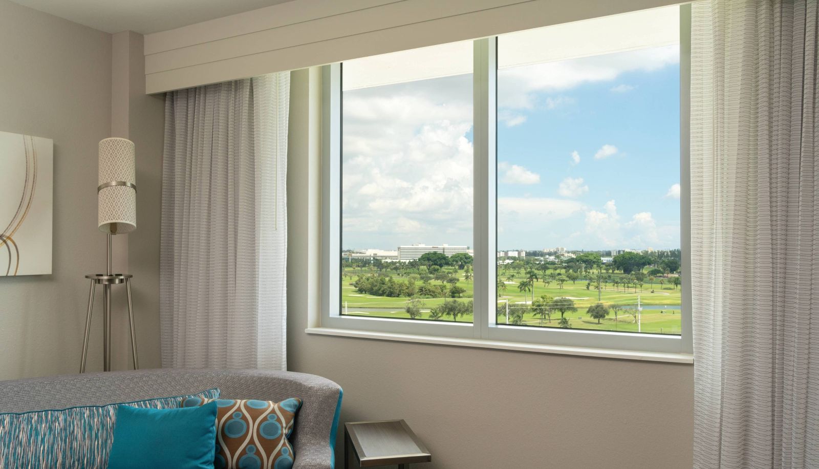 Camera - Courtyard by Marriott Miami Airport