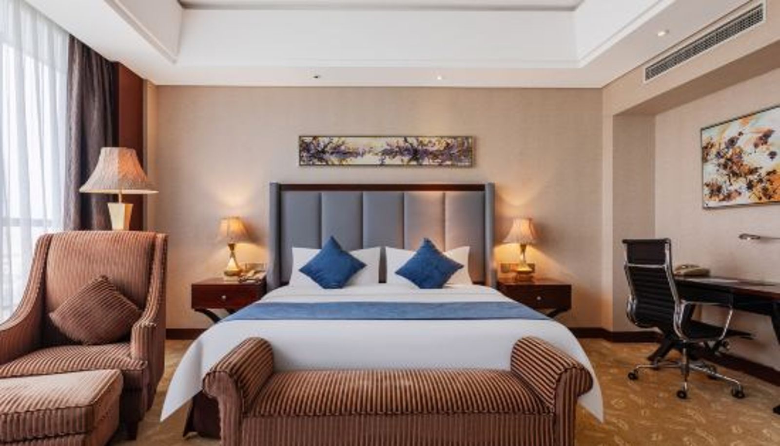 Suite - Jurong Yukun MOLTON Hotel