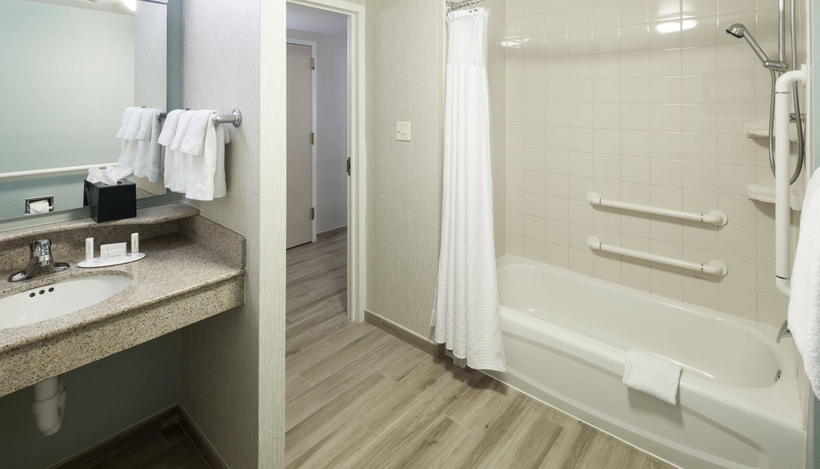 Zimmer - Courtyard by Marriott Virginia Beach Oceanfront North 37th Street