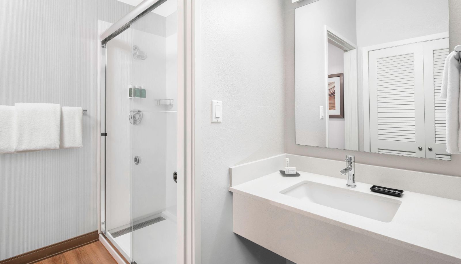 Room - Courtyard by Marriott Scottsdale North