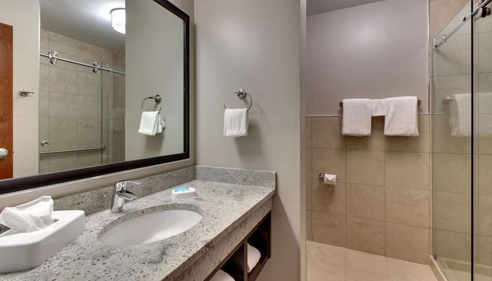 Pokój - Drury Inn and Suites Columbus Polaris