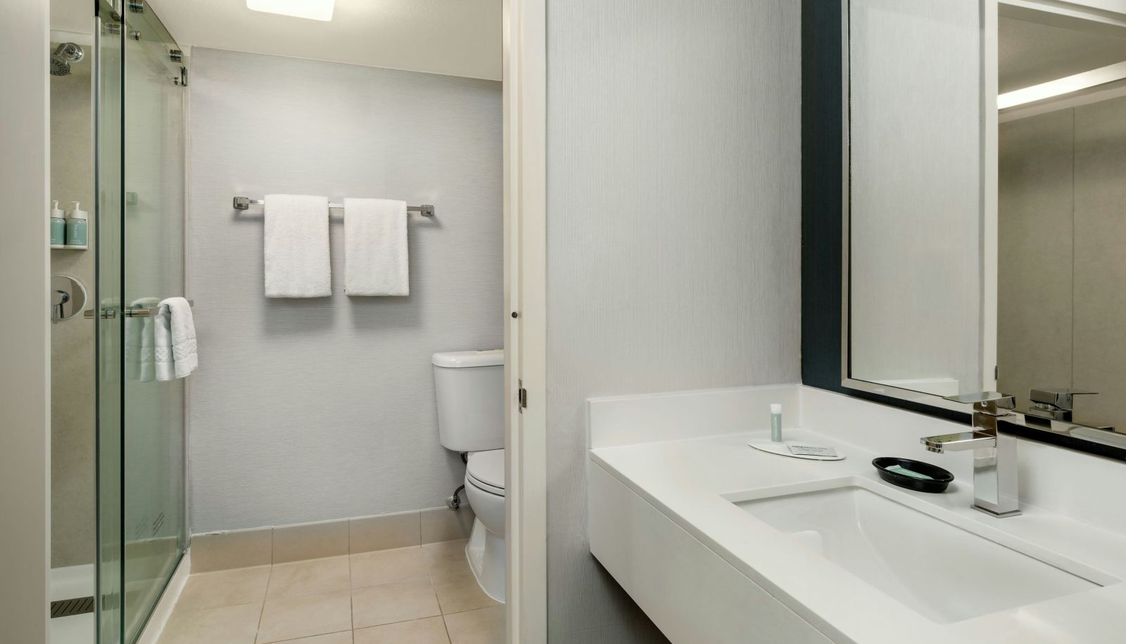 Room - Courtyard by Marriott Sacramento Airport Natomas