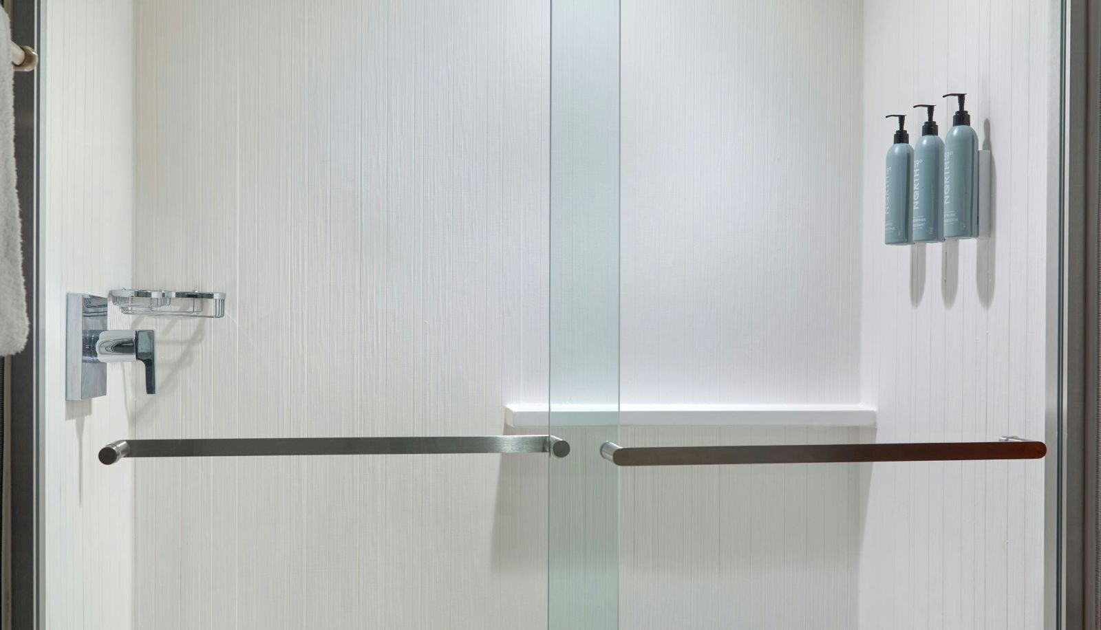Zimmer - Courtyard by Marriott Frederick