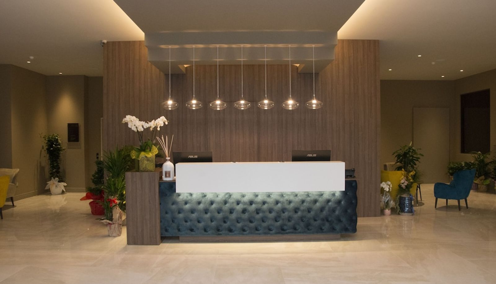 Reception - Commercio