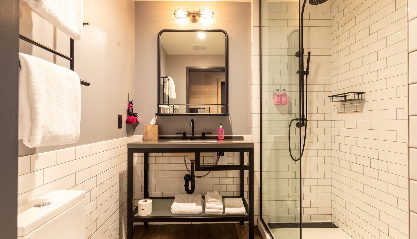 Zimmer - Moxy Nashville Downtown