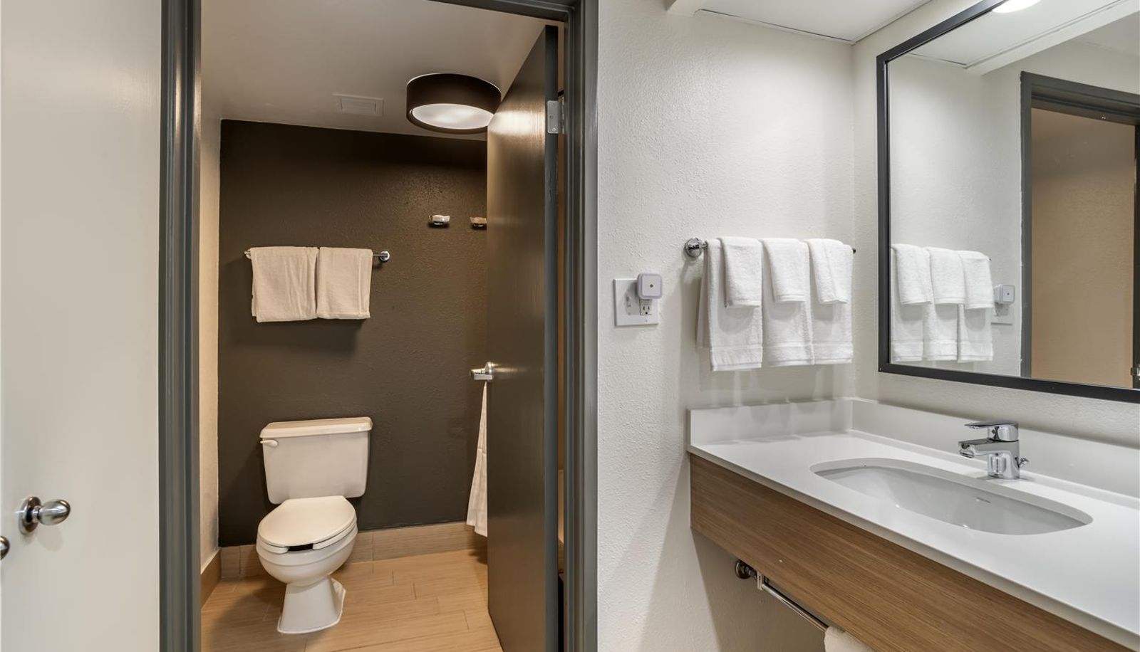 Room - Spark by Hilton Kannapolis