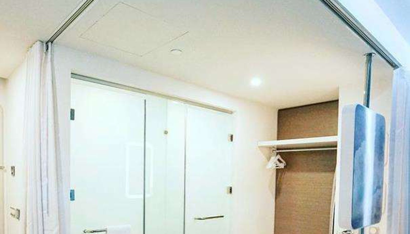 Camera - YOTEL Istanbul Airport (Landside)
