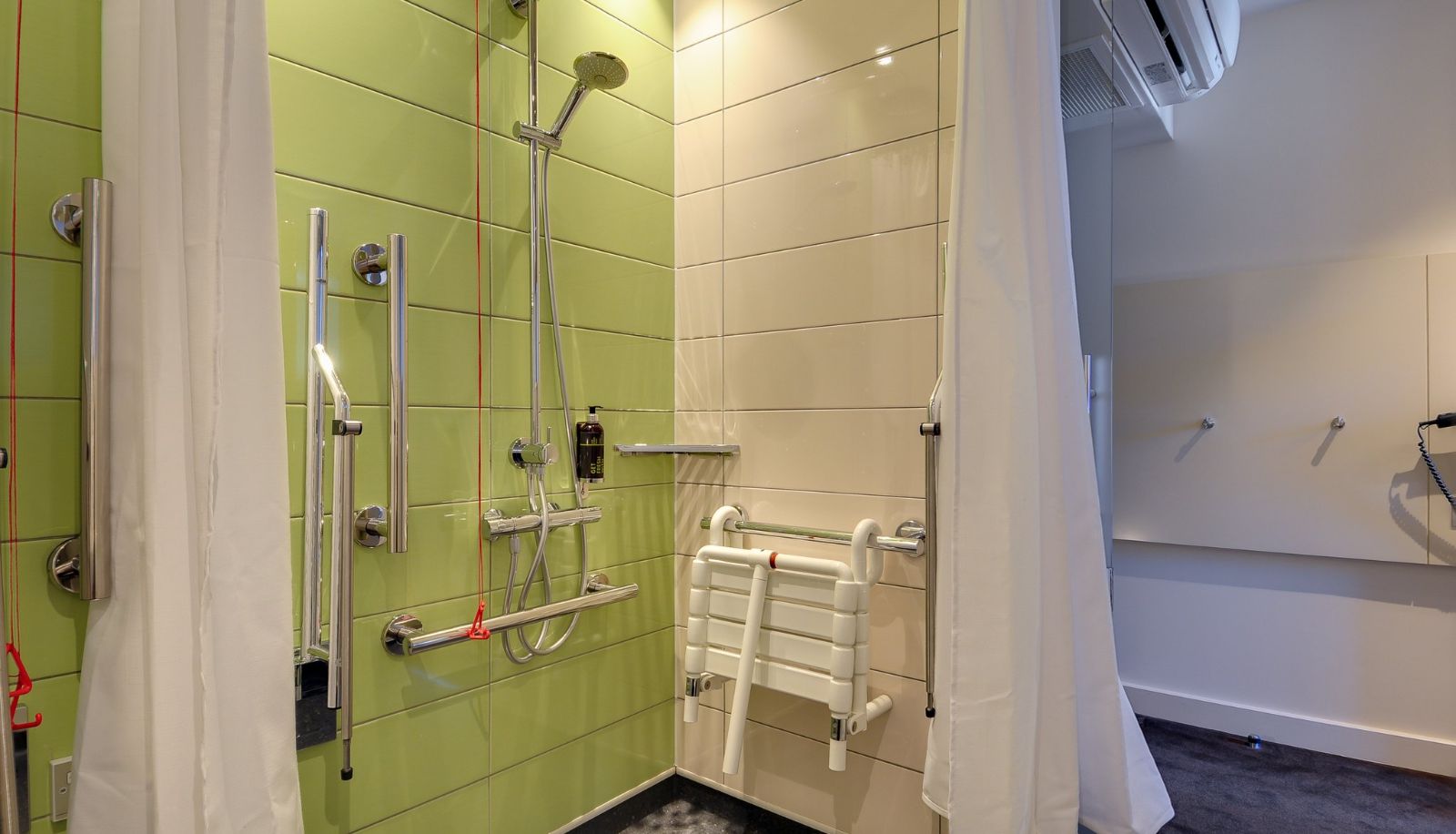 Widok wnętrza - hub by Premier Inn London City Bank