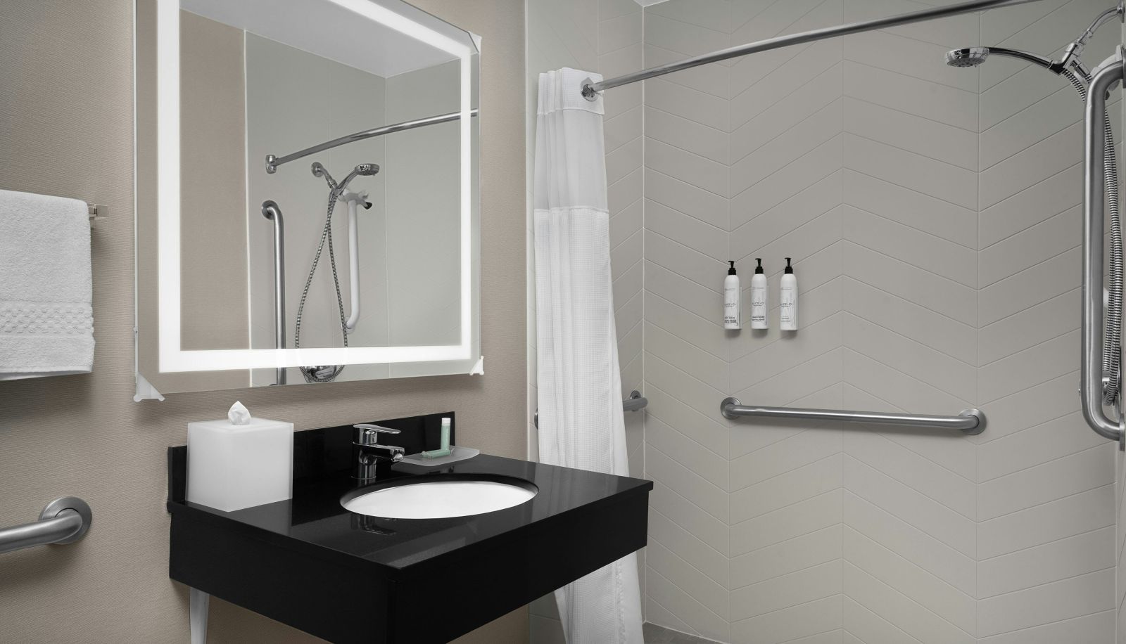 Room - Fairfield Inn and Suites by Marriott Emporia I-95