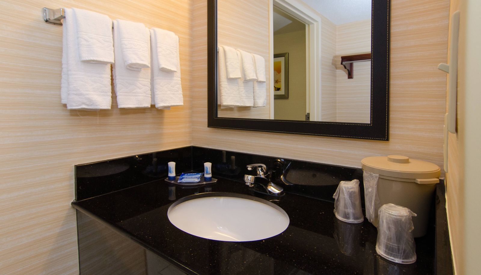Room - Fairfield Inn by Marriott Hartsville