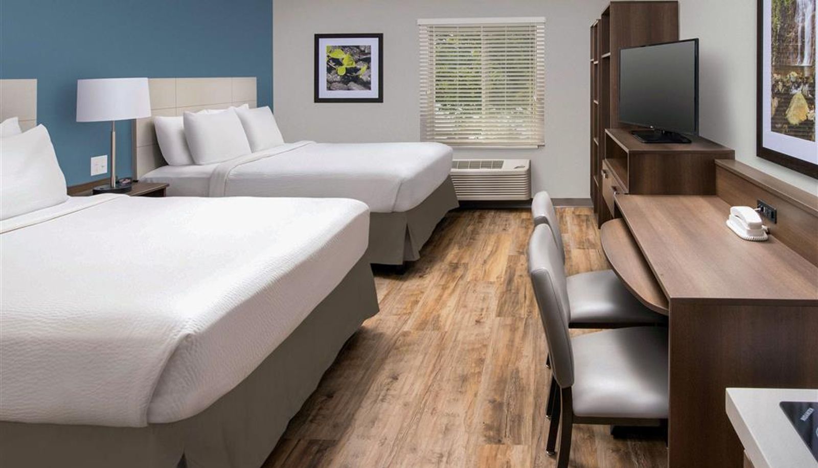 Room - WoodSpring Suites Cherry Hill