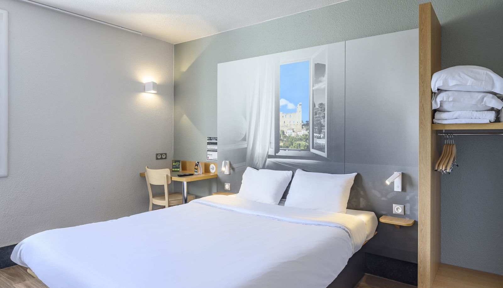 Room - B&B HOTEL Orange 3 étoiles