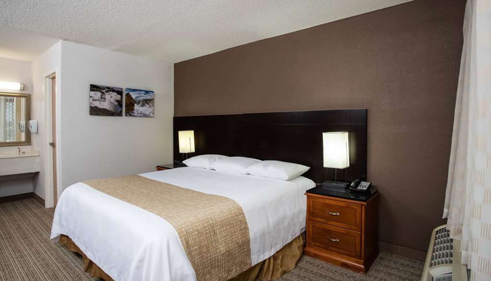 Zimmer - Travelodge by Wyndham Fort Wayne North