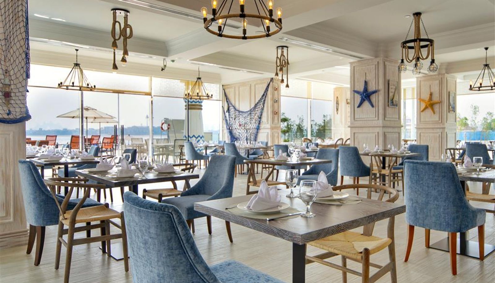 Restaurant - ROYAL CENTRAL HOTEL THE PALM