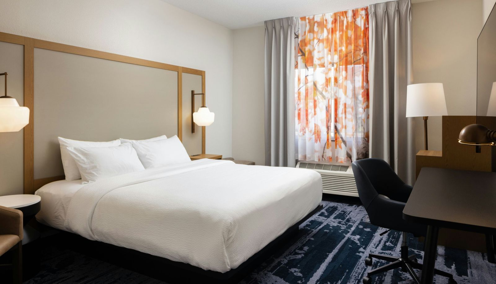 Zimmer - Fairfield by Marriott Inn and Suites Grand Rapids Airport